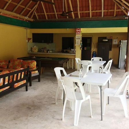 Amigos Hostel Cozumel Exterior foto